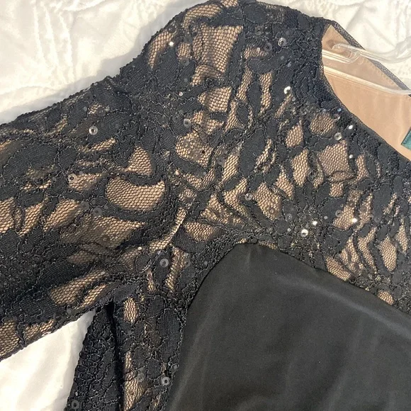 Ralph Lauren Black & Tan Lace Long Sleeved Dress - Picture 5 of 5